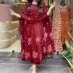 Cotton discharge print kurti with pant and mulmul printed dupatta - Image 6
