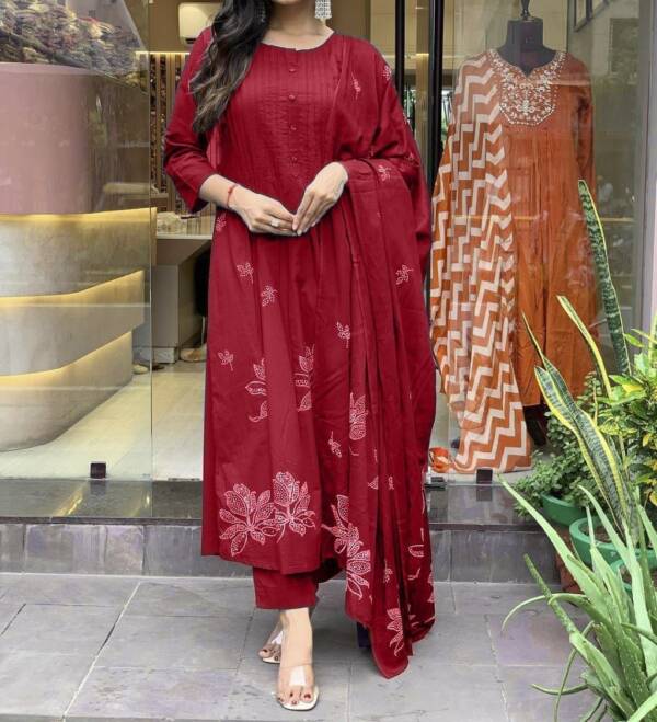 Cotton discharge print kurti with pant and mulmul printed dupatta - Image 8