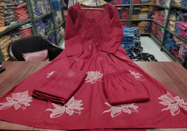 Cotton discharge print kurti with pant and mulmul printed dupatta - Image 20