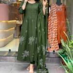 Cotton discharge print kurti with pant and mulmul printed dupatta - Image 16