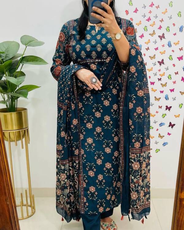 Cotton fabric Kurti with Sequence work - Image 2