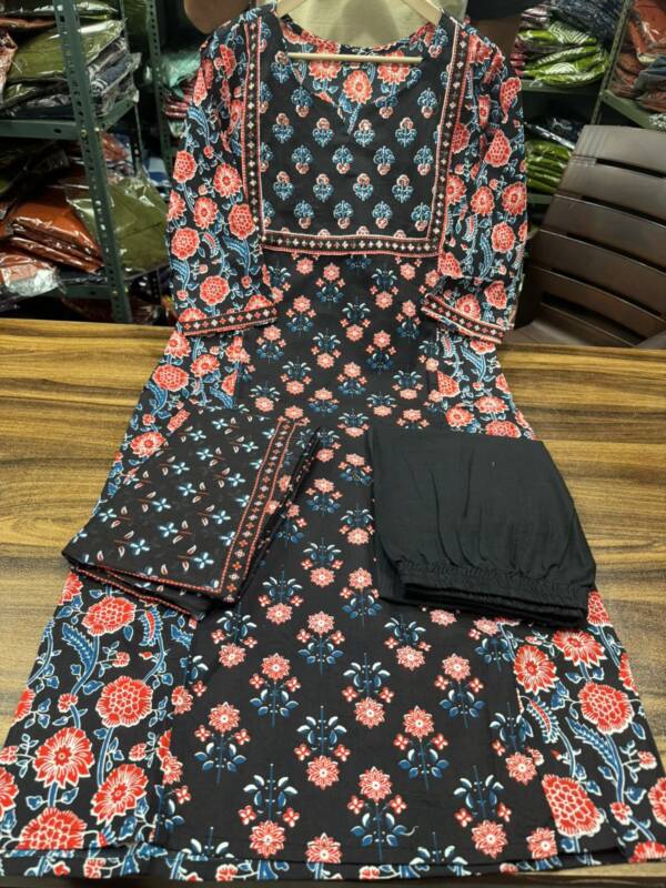 Cotton fabric Kurti with Sequence work - Image 8