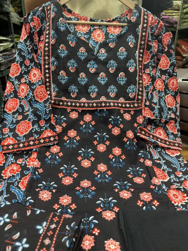 Cotton fabric Kurti with Sequence work - Image 9