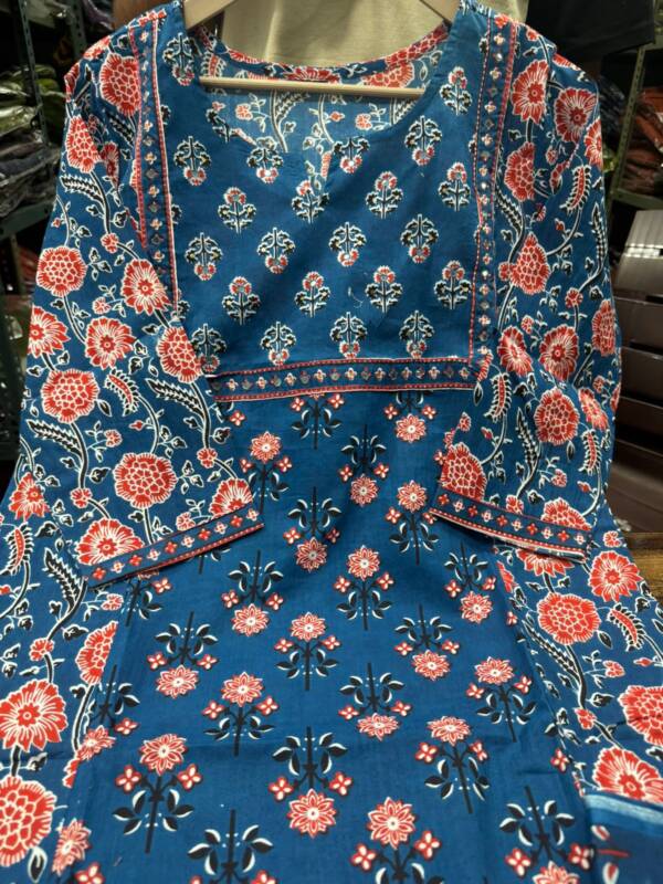 Cotton fabric Kurti with Sequence work - Image 12