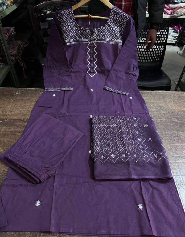 Embroidery work kurti with pant & cotton 100-100 dupatta - Image 5